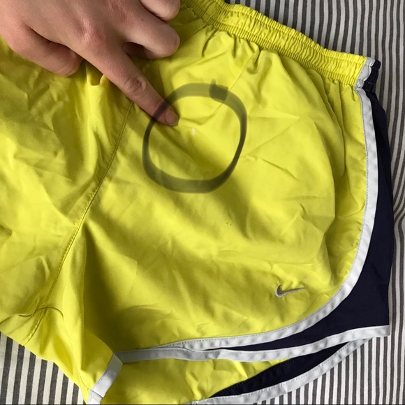 Nike dri-fit yellow tempo running short - M - Picture 4 of 5